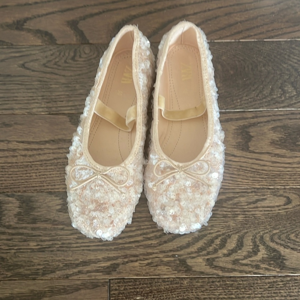 NWT Zara sequined ballet flats shoes